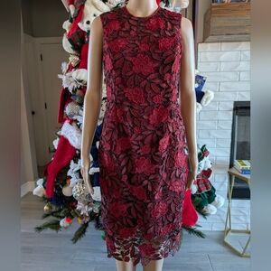White House Black Market Burgundy Elegant Floral Overlay Lace Dress Size 4 Lined